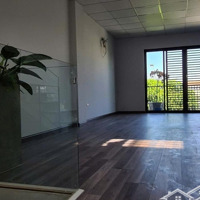 Cho Thuê Căn Liền Kề 20 Triệu/Th Cố Định 2-3 Năm (Thương Lượng) Cách Linh Đàm 3Km Ô Tô Ra Vào Thoải Mái