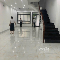 Mặt Tiền Shophouse Đường Số 5 Duy Nhất Đường Lớn 20M.diện Tích5X19.7M Hầm + 3 Lầu. Hd Cho Thuê 32 Triệu/Th