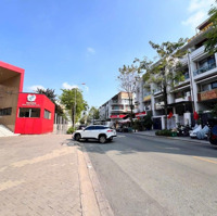 Mặt Tiền Shophouse Đường Số 5 Duy Nhất Đường Lớn 20M.diện Tích5X19.7M Hầm + 3 Lầu. Hd Cho Thuê 32 Triệu/Th