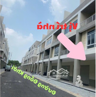 Bán Hoặc Cho Thuê 2 Căn Nhà Phố Liền Kề Mặt Tiền Đường Đồng Khởi Trung Tâm Tp Mới Bình Dương