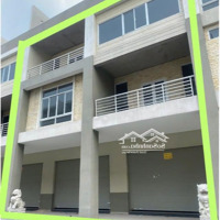 Bán Hoặc Cho Thuê 2 Căn Nhà Phố Liền Kề Mặt Tiền Đường Đồng Khởi Trung Tâm Tp Mới Bình Dương