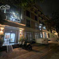 Bán Nhà Phố Glory Đã Có Sổ, Chủ Không Vay Giá Bán 13,8 Tỷ Bao Thuế Phí