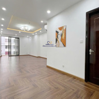 Cho Thuê 3 Ngủ Đồ Cơ Bản Có Slot Ô Tô Vào Được Luôn Giá Chỉ 20 Triệu/Tháng