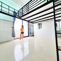Phòng Trống Gác Cao Ngay Sau Etown Cộng Hoà