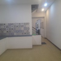 Cho Thuê Mặt Bằng Kinh Doanh Mặt Tiền Hẻm 391 Sư Vạn Hạnh, P12, Q10. Sạch Sẽ. Vị Trí Đẹp