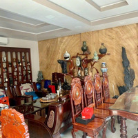 Bán Nhà 4 Tầng, Đường Hoàng Văn Thụ, Vạn Thắng, Nha Trang. Diện Tích: 196,7M2. Ngang 9,5M. Giá:29,5 Tỷ. Tl
