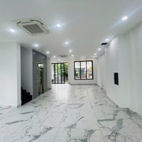 Biệt Thự Mới 100% Kdc Himlam Quận 7 Hiện Đại, Cao Cấp, Có Thang Máy Giá: 100 Triệu (Tl) Liên Hệ: 0908935765