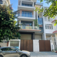 Biệt Thự Mới 100% Kdc Himlam Quận 7 Hiện Đại, Cao Cấp, Có Thang Máy Giá: 100 Triệu (Tl) Liên Hệ: 0908935765