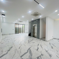 Biệt Thự Mới 100% Kdc Himlam Quận 7 Hiện Đại, Cao Cấp, Có Thang Máy Giá: 100 Triệu (Tl) Liên Hệ: 0908935765