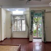 Bán nhà phố Hoàng Hoa Thám 95m2 x 5 tầng, mặt tiền 5m, ô tô tránh, vào nhà chỉ 200 triệu/m2