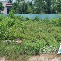 Hàng Ngộp Kế Đảng Ủy Thị Trấn Tân Túc, Bình Chách, Đường Oto 6M, Diện Tích: 53M2/ 1 Tỷ, Full Thổ. Sổ Sẵn