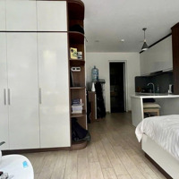 Chdv Trung Tâm Thảo Điền - Đầy Đủ Nội Thất, Có Thang Máy, Dọn Phòng (Có Nhận Ngắn Hạn)