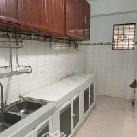 = Cho Thuê Căn Hộ Chung Cư Hòa Bình - Quận 10 :Diện Tích60M2. 2 Phòng Ngủgiá Bán 10 Tr Liên Hệ: 0909.563.784 Hưng