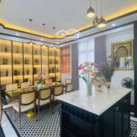 Bán Biệt Thự Sân Vườn Mỹ Đình - Ô Tô Tránh - Diện Tích 178M2, Mặt Tiền 8.5M, 5 Tầng, Giá Bán 31.5 Tỷ