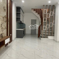 Cần Bán Căn Nhà 5 Tầng Tại La Phù Hoài Đức Vị Trí Gần Trường Học Ủy Ban Trợ La Phù