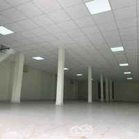 Cho Thuê Nhà Mặt Tiền Gần Phạm Văn Đồng Biển. Dtsd 900 M2. Pccc Đầy Đủ