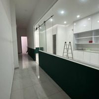 Cho Thuê Nhà Mặt Tiền Phan Văn Trị Khu Cityland Park Hills, P10, Gò Vấp. Có Máy Lạnh, Vị Trí Đẹp