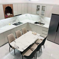 Loaa! Căn Nhà Trống Hẻm Đẹp 4M Ngay Quận 10 Giá Bán 3Ty650 | 54M2 | Tại Đường Hoà Hảo Gần Chợ An Đông