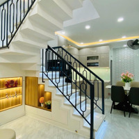 Anh Hải Cần Bán Nhà Nguyễn Thiện Thuật, P3, Q3, Diện Tích: 31,6M2