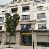 Giá Rẻ Hơn Cả Hàng Chuyển Nhượng - Bán Căn Liền Kề Giá Nhỉnh 3 Tỷ Đã Hoàn Thiện Nhà Liên Hệ: 0931159822