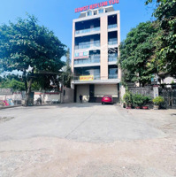 Bán Toà Nhà 7 Tầng Mới Mặt Tiền Đường Trương Văn Thành Cách Lê Văn Việt Chỉ 100M Trung Tâm Quận 9