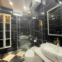 Cho thuê nhà phố Văn Cao, DT: 58m2, 4 phòng ngủ.