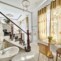 Bán Nhà Riêng 4 Phòng Ngủ 2 Vệ Sinh37M2 Giá Siêu Hời Tại Đỗ Xuân Hợp, Giá Bán 3.8Tỷ,Cực Hiếm!