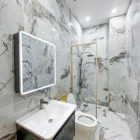 BÁN NHÀ TRỆT 2 LẦU SIÊU ĐẸP TRỤC CHÍNH D1 KDC HỒNG LOAN ĐỐI DIỆN BẾN XE MỚI CẦN THƠ 7,5 TỶ