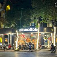 mặt bằng kinh doanh nhà hàng, cafe mặt phố Duy Tân – Lô góc 50m – Diện tích 250m2 thông sàn