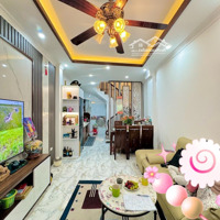 Nhà Chính Chủ Ở Nguyễn Trãi, Thanh Xuân, Gần Royal City, 6 Tầng Mới Đẹp, Ngõ Ba Gác, Giá Hơn 7 Tỷ