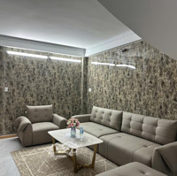 Siêu Phẩm Đường Trần Nhân Tông. 3 Tầng 85M2 Ngang 5M.vị Trí Kinh Doanh