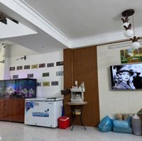 Siêu Phẩm Đường Trần Nhân Tông. 3 Tầng 85M2 Ngang 5M.vị Trí Kinh Doanh