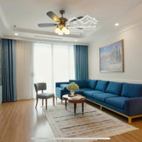 Bán Căn Hộ 215M2 Full Nội Thất Siêu Đẹp, Hướng Mát Tại Vinhomes Nguyễn Chí Thanh. Liên Hệ: 0949472555