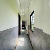 Bán nhà thị trấn Đức Hoà, KV4, đường nhựa giá 1 tỷ 850, 2PN