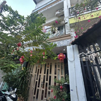 Bán Nhà Đường Nguyễn Văn Luông, P. 11, Quận 6 - 33M2 - 3,5X10 - 3 Tầng - 4,2 Tỷ Tl