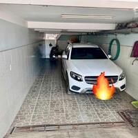 Cho thuê nhà mặt tiền 1 hầm 4 tầng lầu, ngay công viên Cao Đức Lân, nhà đẹp, đường thông