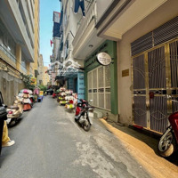 Bán Nhà Trần Quốc Hoàn Cầu Giấy- Phân Lô- Nhà 2 Mặt Ngõ Ô Tô Tránh - Kinh Doanh