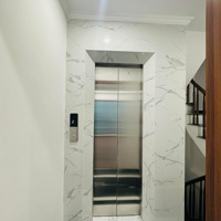 7.9 Tỷ - Nhà Đội Cấn : 35M2 - 6 Tầng - Mặt Tiền 4.6M - Thang Máy - Đẹp Và Ở Luôn.