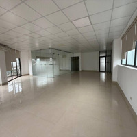 Cho Thuê Sàn Văn Phòng Tại Dịch Vọng Hậu, 22 Triệu/Tầng, 90M2, Thông Sàn, Nhiều Tiện Ích