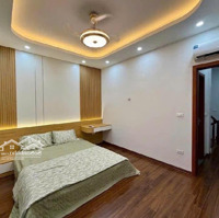 Bán Gấp Căn Góc 40 M 5 Tầng Ô Tô Nhỏ Vào Nhà Gần Ngã 4 Vạn Phúc-Tố Hữu-Tiện Văn Phòng/Cho Thuê-9 Tỷ