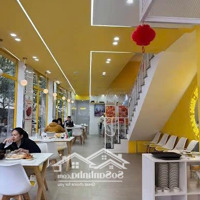 Cho Thuê Nhà Mặt Phố Xuân Thủy Cầu Giấydiện Tích130M2 X 5 Tầngmặt Tiền5M,Vị Trí Cực Đẹp, Cho Làm Cả Nhà Hàng