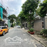 Bán Gấp Biệt Thự Đẹp Tại Khu Mỹ Kim 3, Lý Long Tường, Quận 7, Giá Tốt