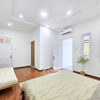 Cho Thuê Căn Hộ Dịch Vụ Đầy Đủ Nội Thất - Ban Công Lớn - Gần Ngay Phố Tây Bùi Viện, Dinh Độc Lập