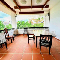 Vip - Biệt Thự Nguyễn Văn Hưởng - 14M X 18M - 3 Tầng - Thảo Điền, Quận 2 - 0344.31.31.63