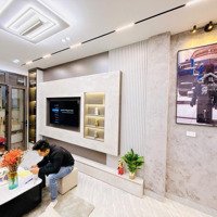 Nhà Lạc Long Quân Nhà Đẹp Ở Ngay Vài Bước Ra Hồ Tây!
