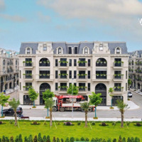 Căn Liền Kề Mái Vòm Siêu Đẹp Trục Đường Bàng Lăng Dự Án Royal River City Hải Phòng. Liên Hệ: 0969977907