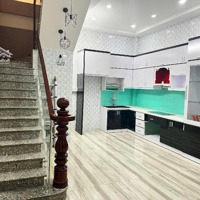 Nhà Ngang Khủng , Quận 4 , 3 Tầng Nhà Mới 100% Xách Vali Vào Ở Ngay - Giá Bán 5,8 Tỷ Tl