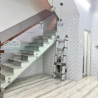 Nhà Ngang Khủng , Quận 4 , 3 Tầng Nhà Mới 100% Xách Vali Vào Ở Ngay - Giá Bán 5,8 Tỷ Tl