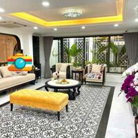 Bán nhà Nghi Tàm, Tây Hồ 100m2, 5T, mặt tiền 9m nhà cực chất nội thất tiền tỷ gần Hồ Tây