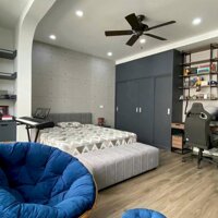 Bán nhà Nghi Tàm, Tây Hồ 100m2, 5T, mặt tiền 9m nhà cực chất nội thất tiền tỷ gần Hồ Tây